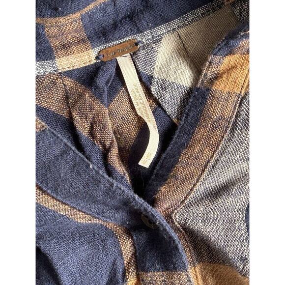 Free People Plaid Hi Low Ruffle Hem Button Up Shirt Blue and Cream Size M - Picture 6 of 6